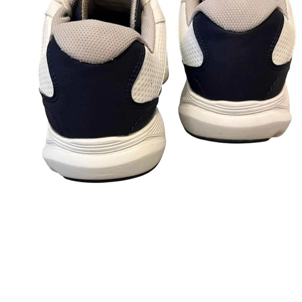 FootJoy White & Navy Golf Shoes ⛳ Classic Performance, Size US 9.5 — Orig. $110
